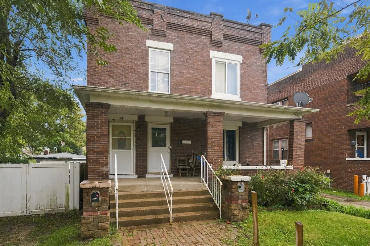332 Pine Street