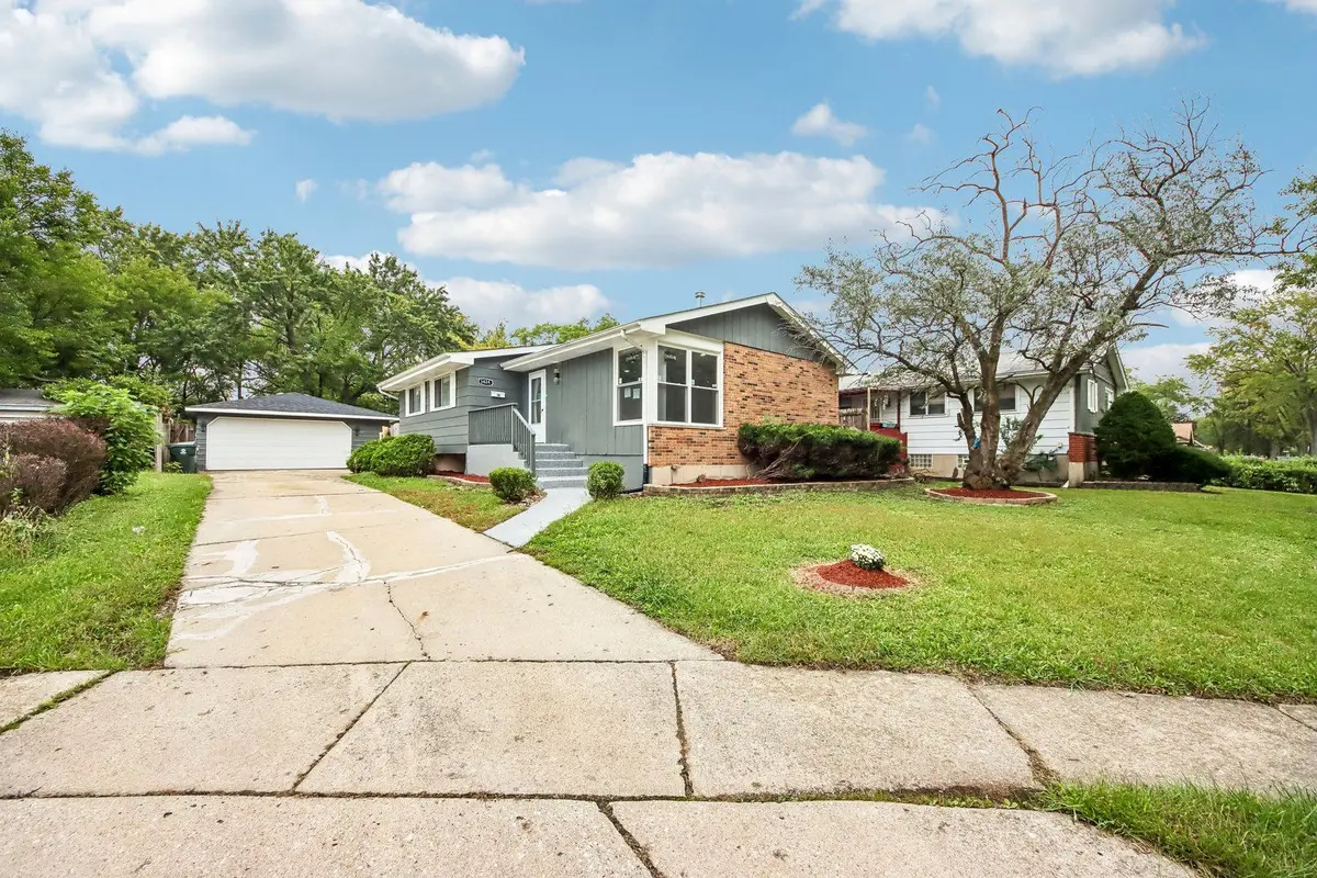 3424 Hickory Lane