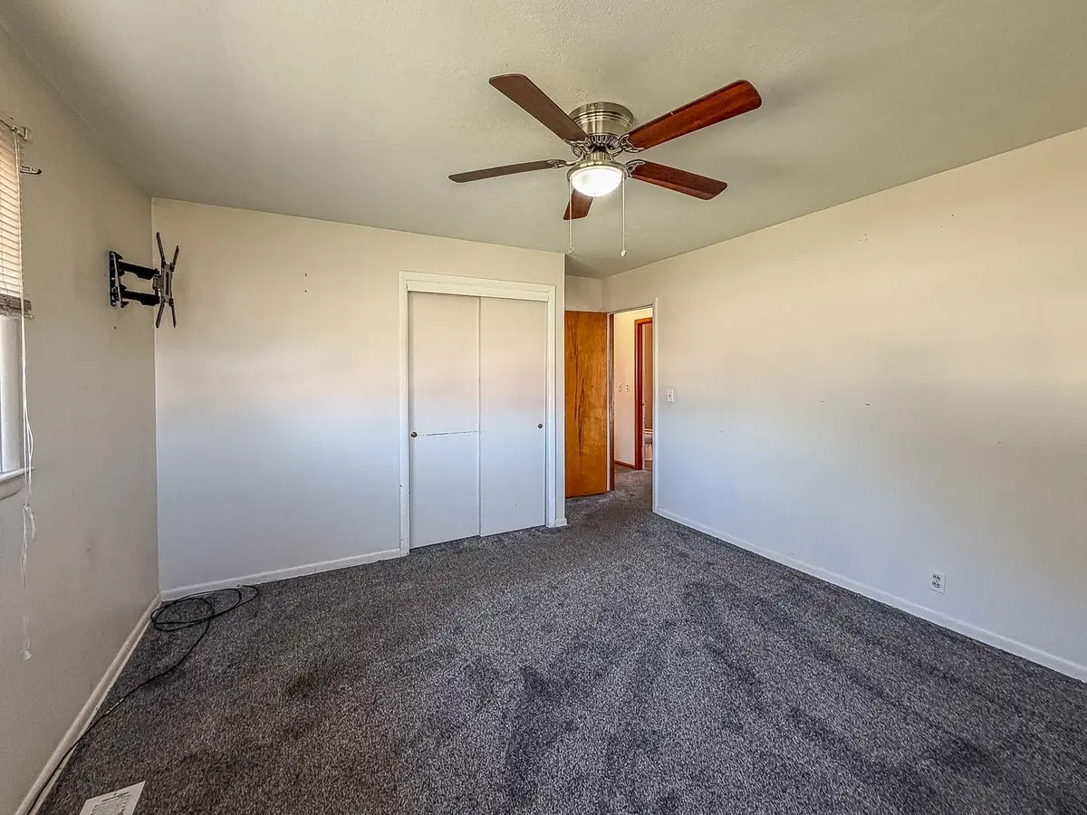 420 W Pierce Avenue