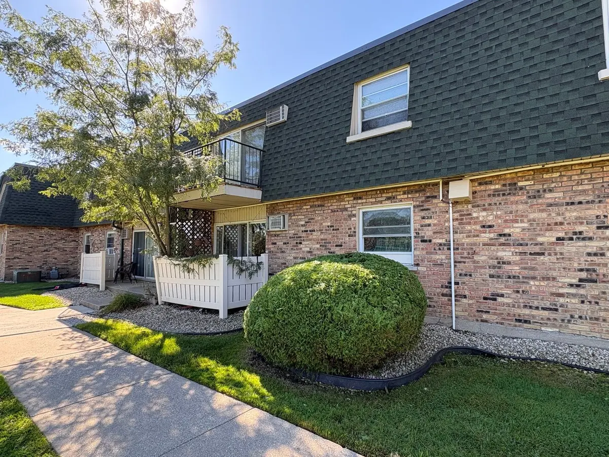 8431 W 99th Terrace