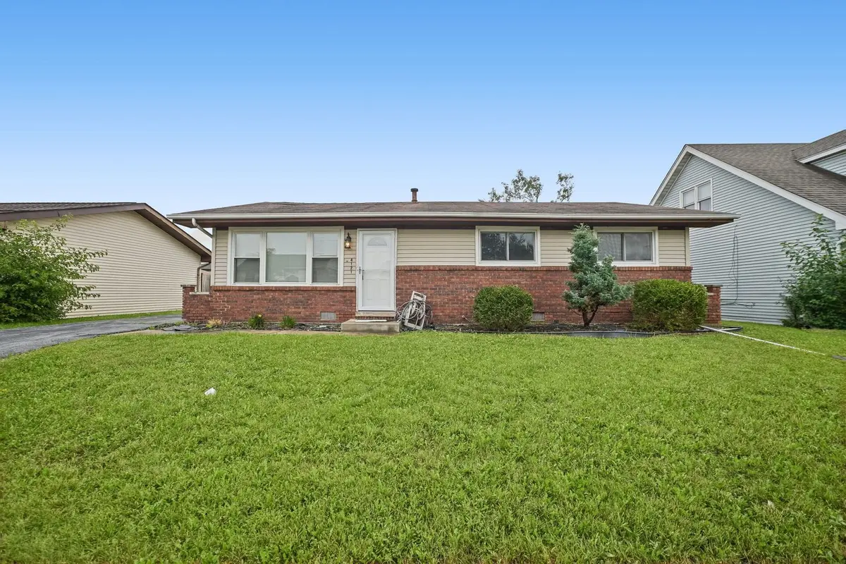 4121 Indian Hill Drive