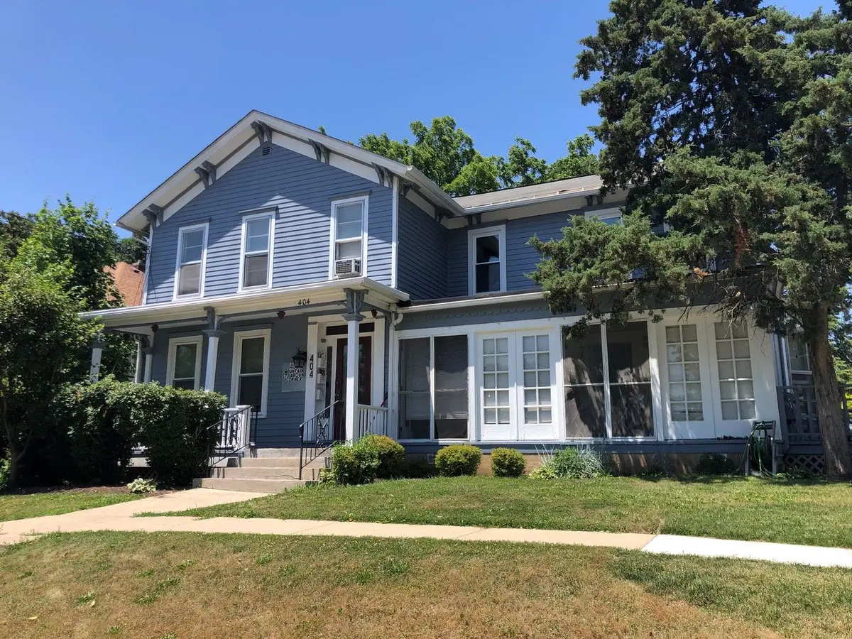 404 Mountain Street