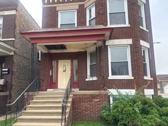 4847 W 23rd Place