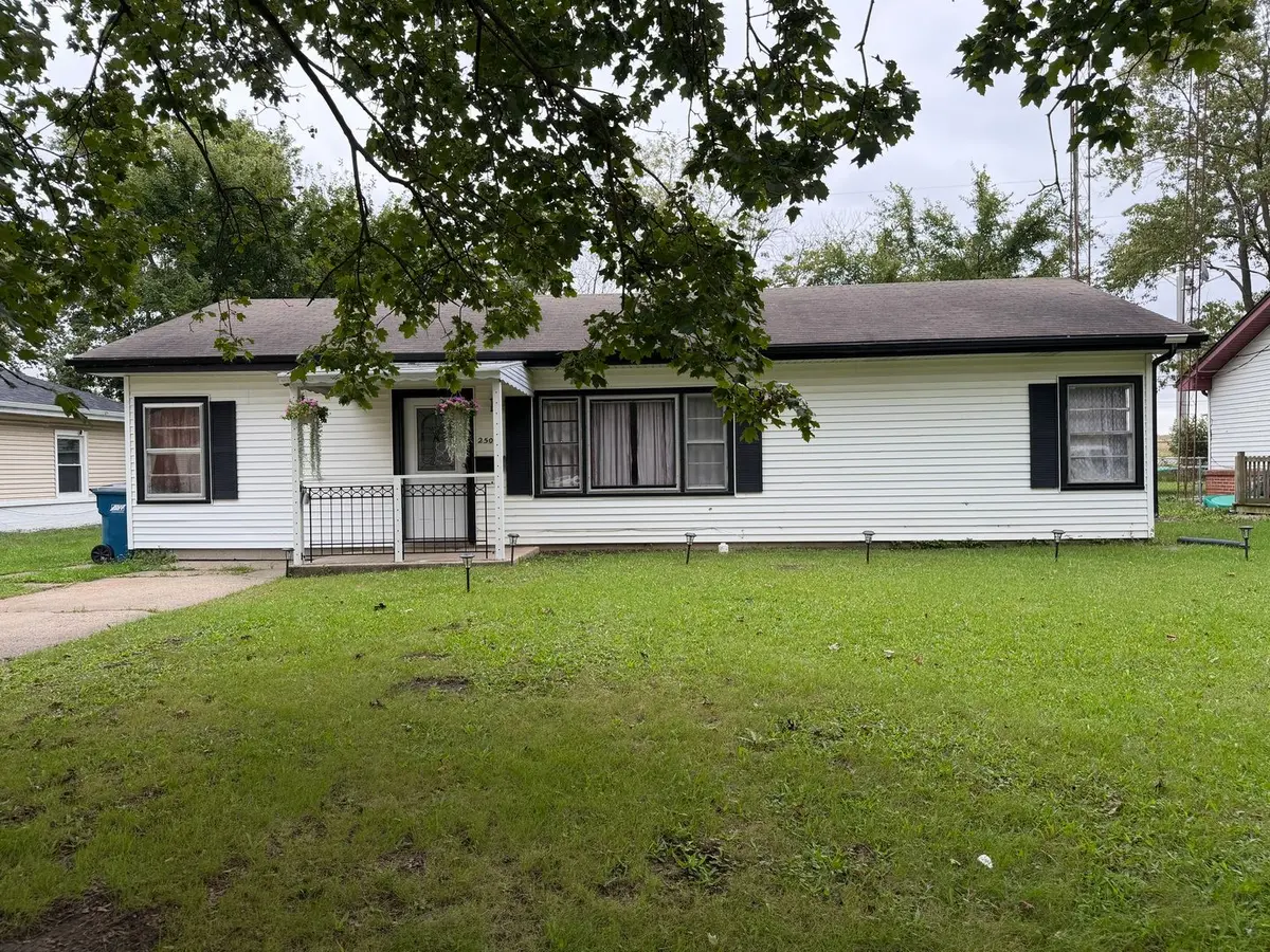 250 N Hammes Avenue