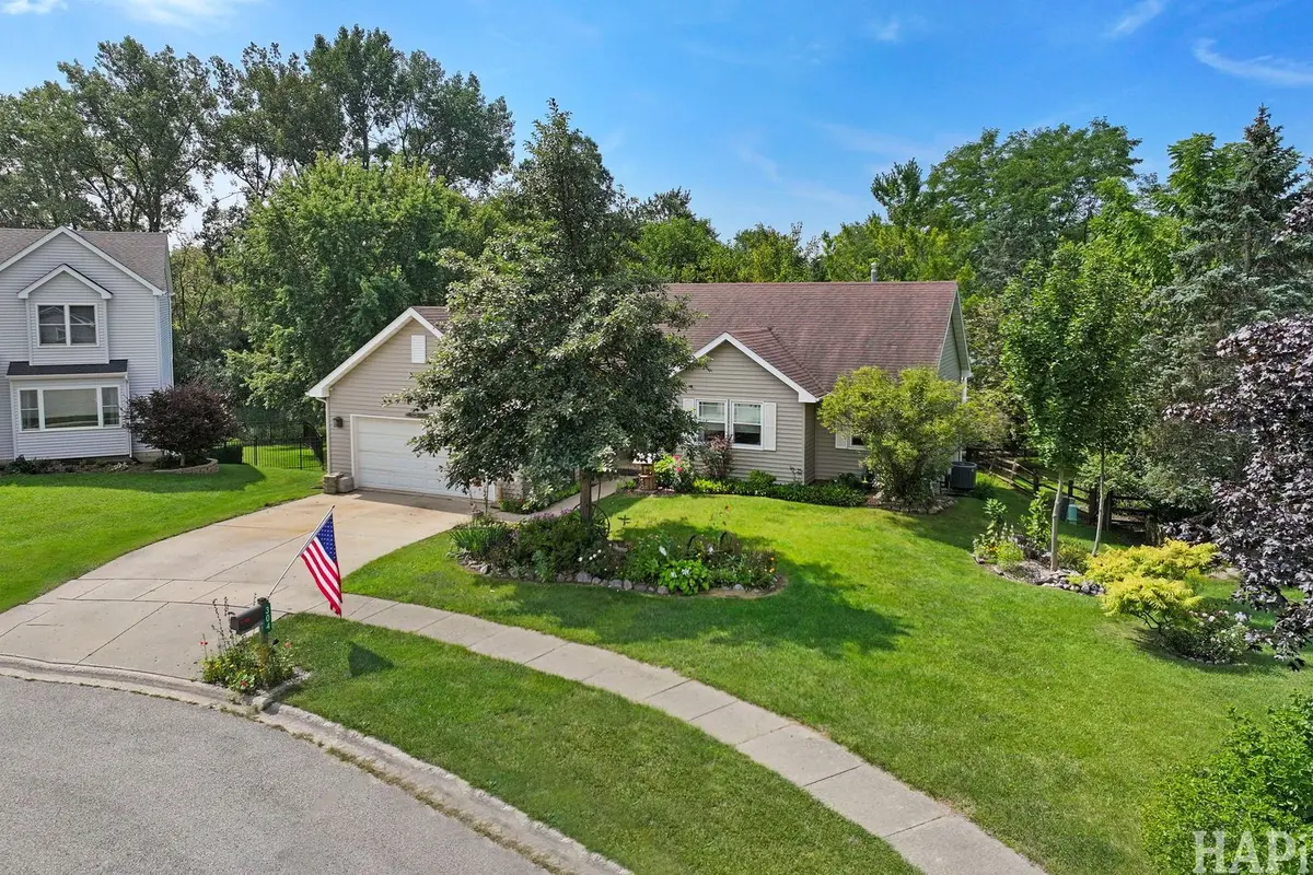 304 Hawthorne Court