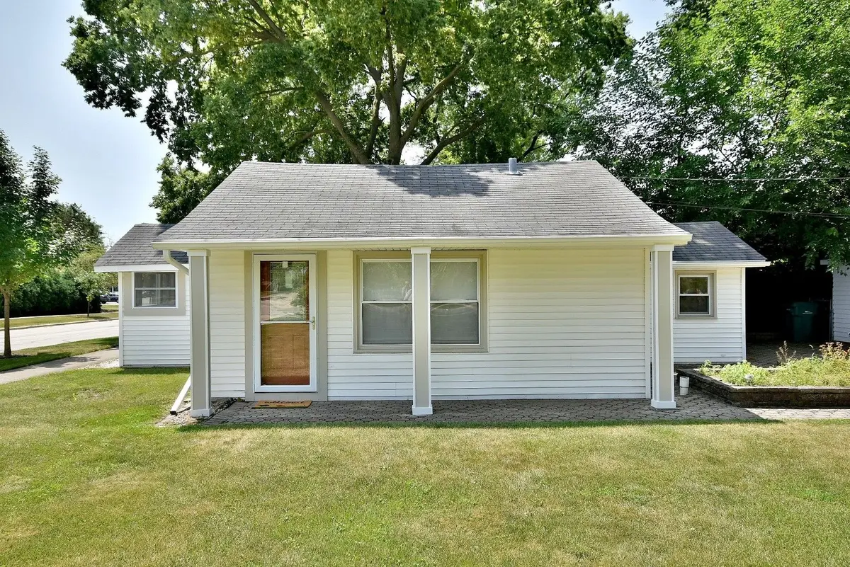 149 E Strong Street