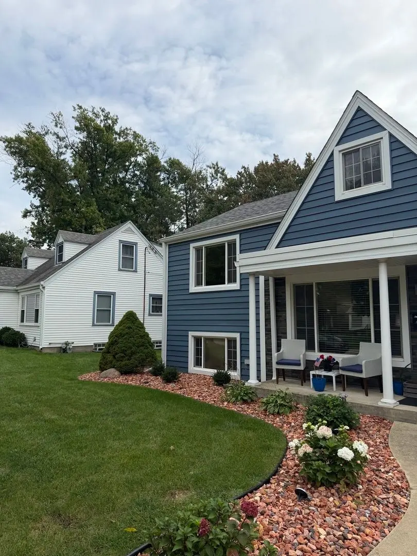 492 W Avery Street