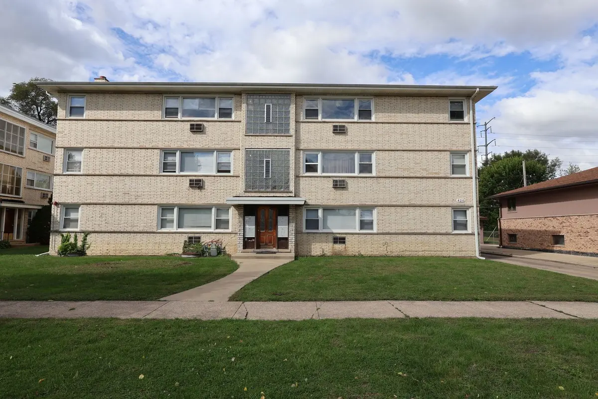 420 Beach Avenue