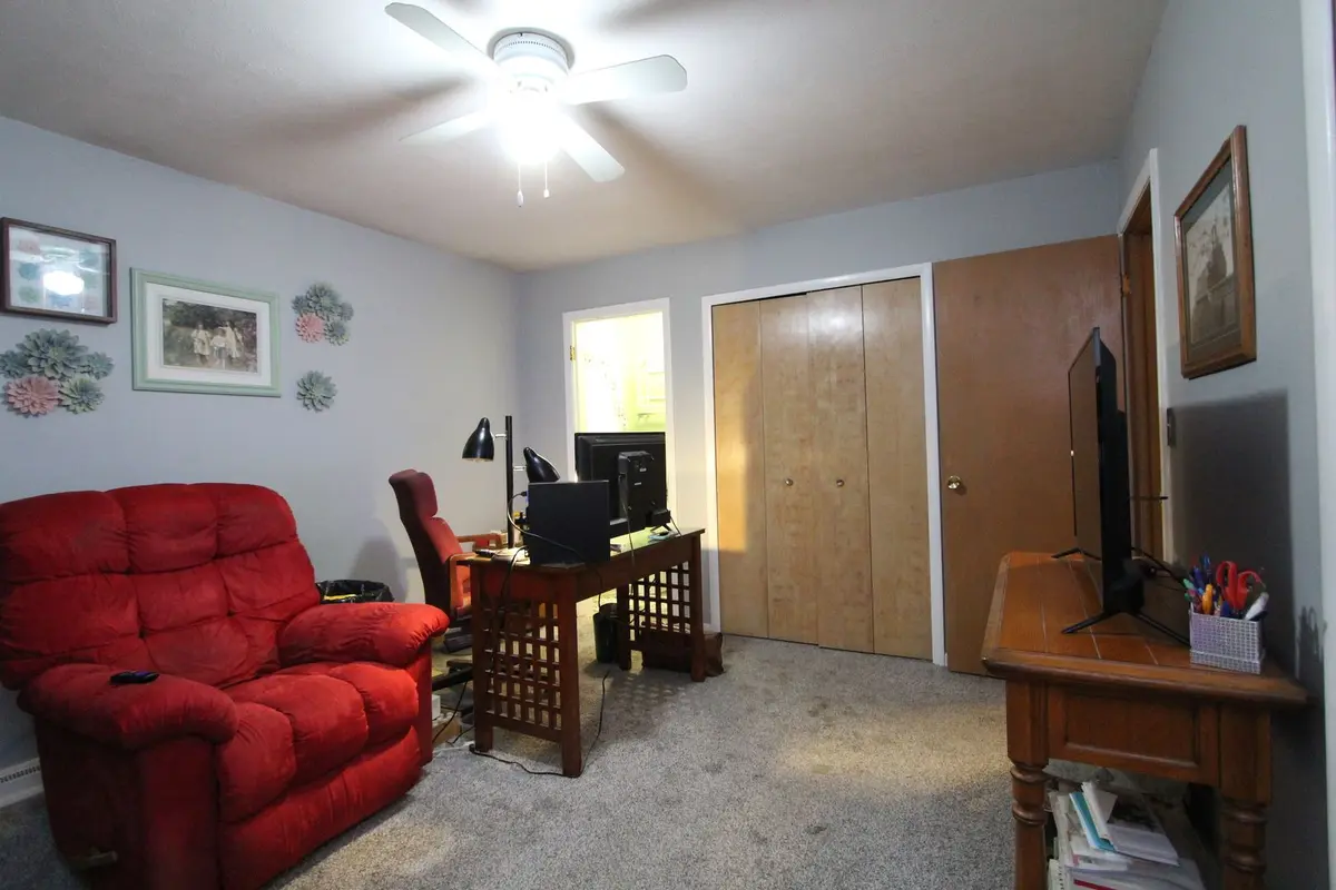 1704 N 4th Street