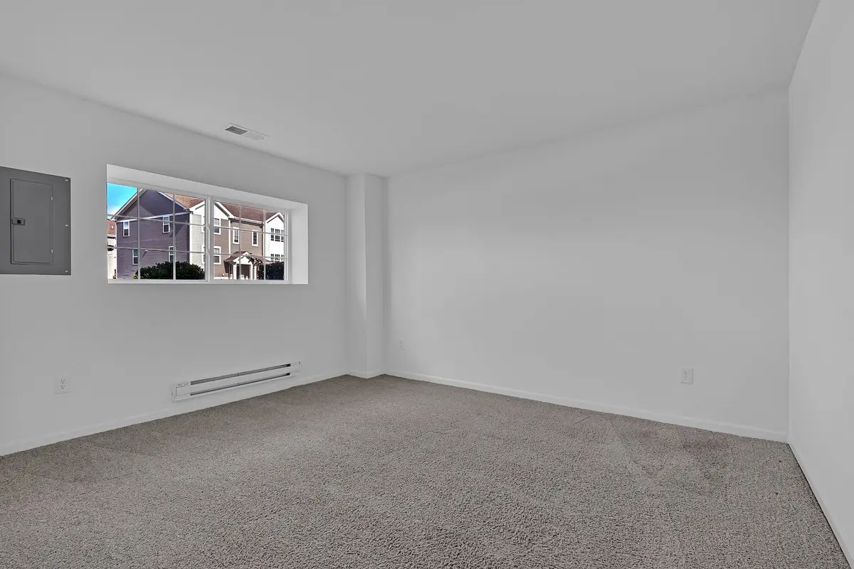 2241 Sassafras Way