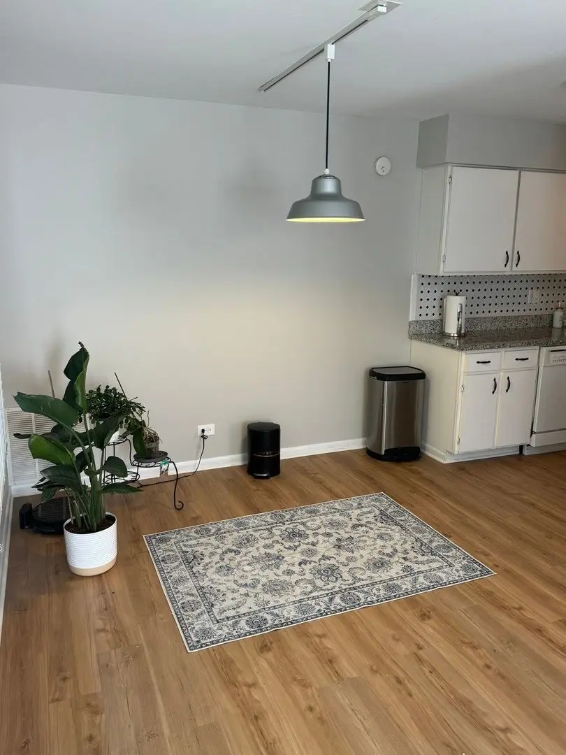 1326 Barclay Lane