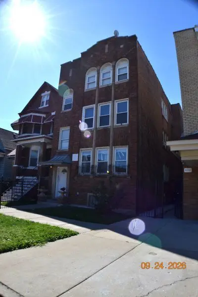 8204 S Exchange Avenue