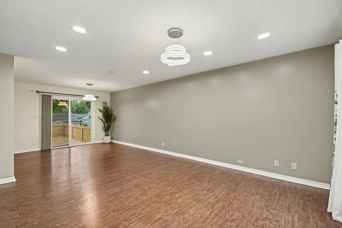 614 Oriole Drive