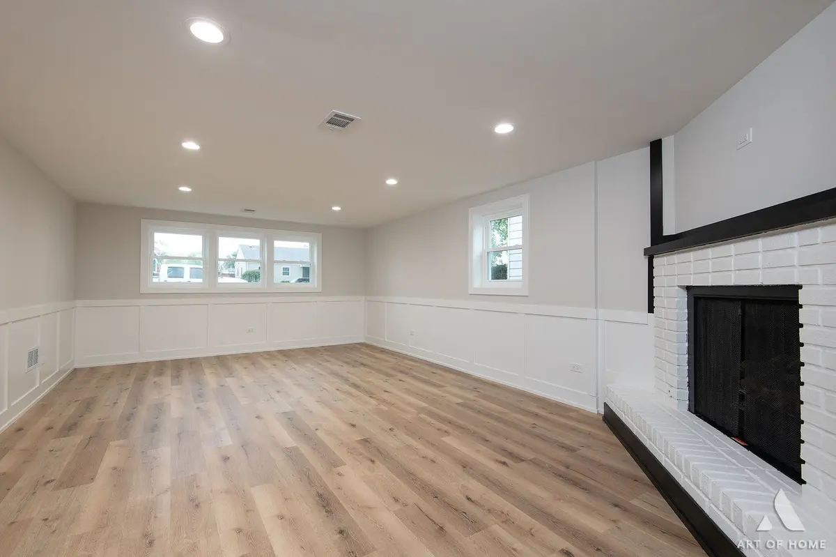 5312 Kimball Place