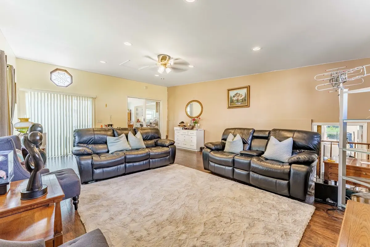 93 E Craig Drive