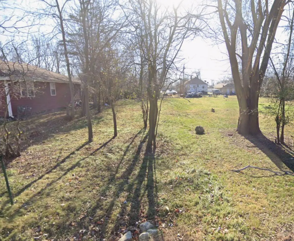 2141 Luther Avenue