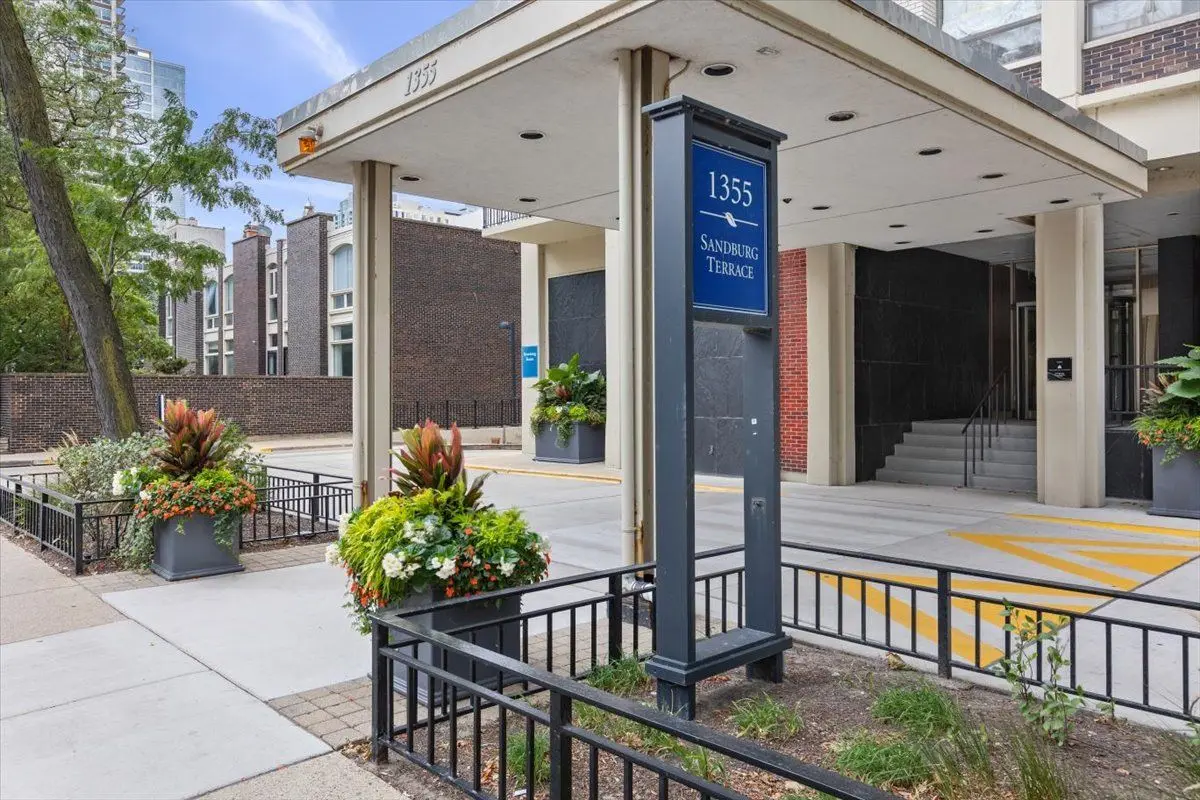1355 N Sandburg Terrace
