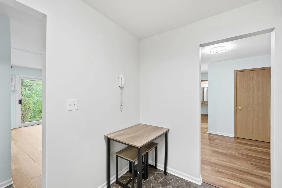 9S110 Lake Drive