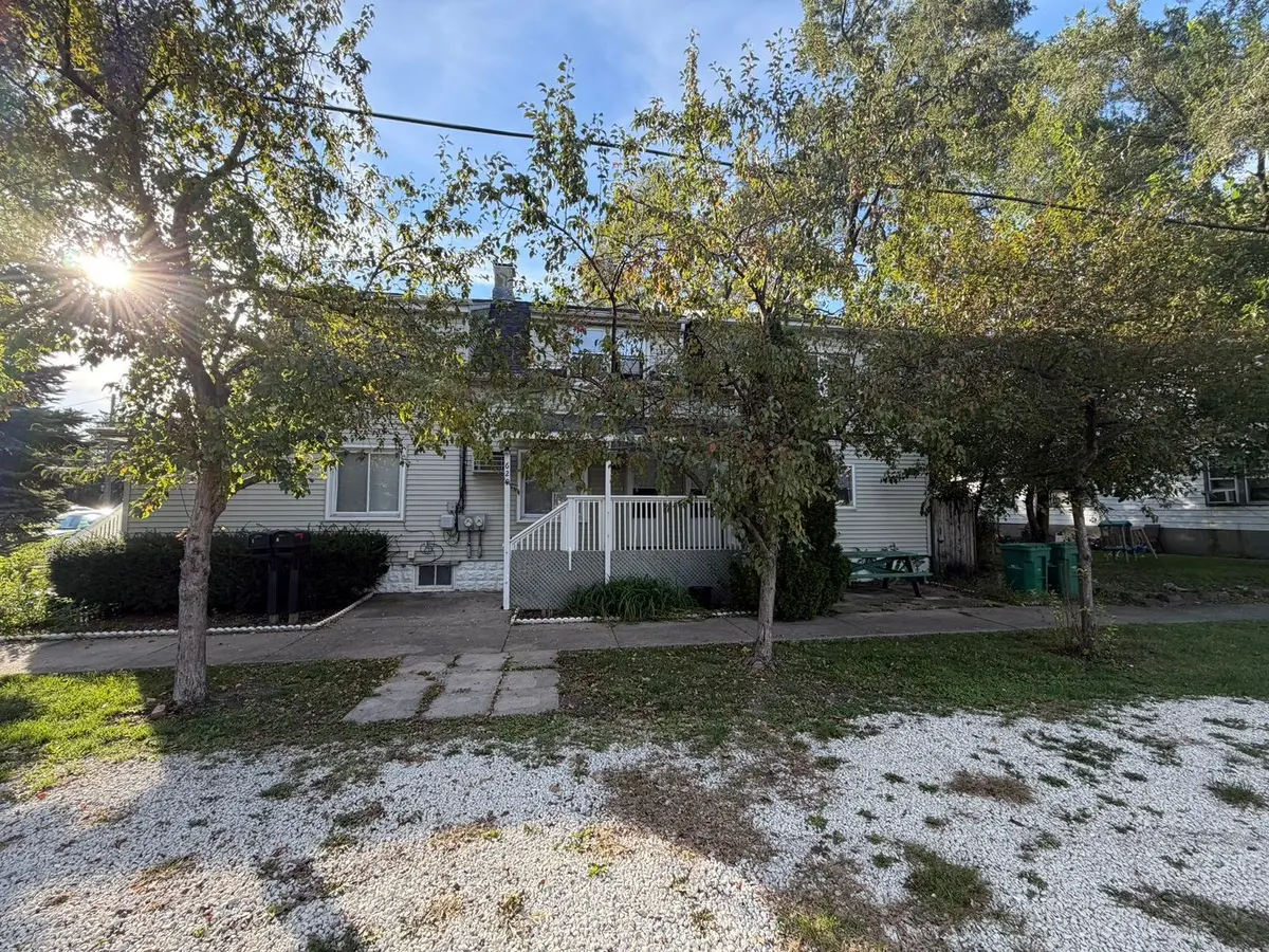 629 CLINTON Street