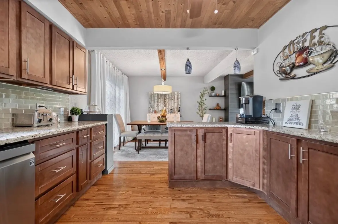 8740 W 99th Street