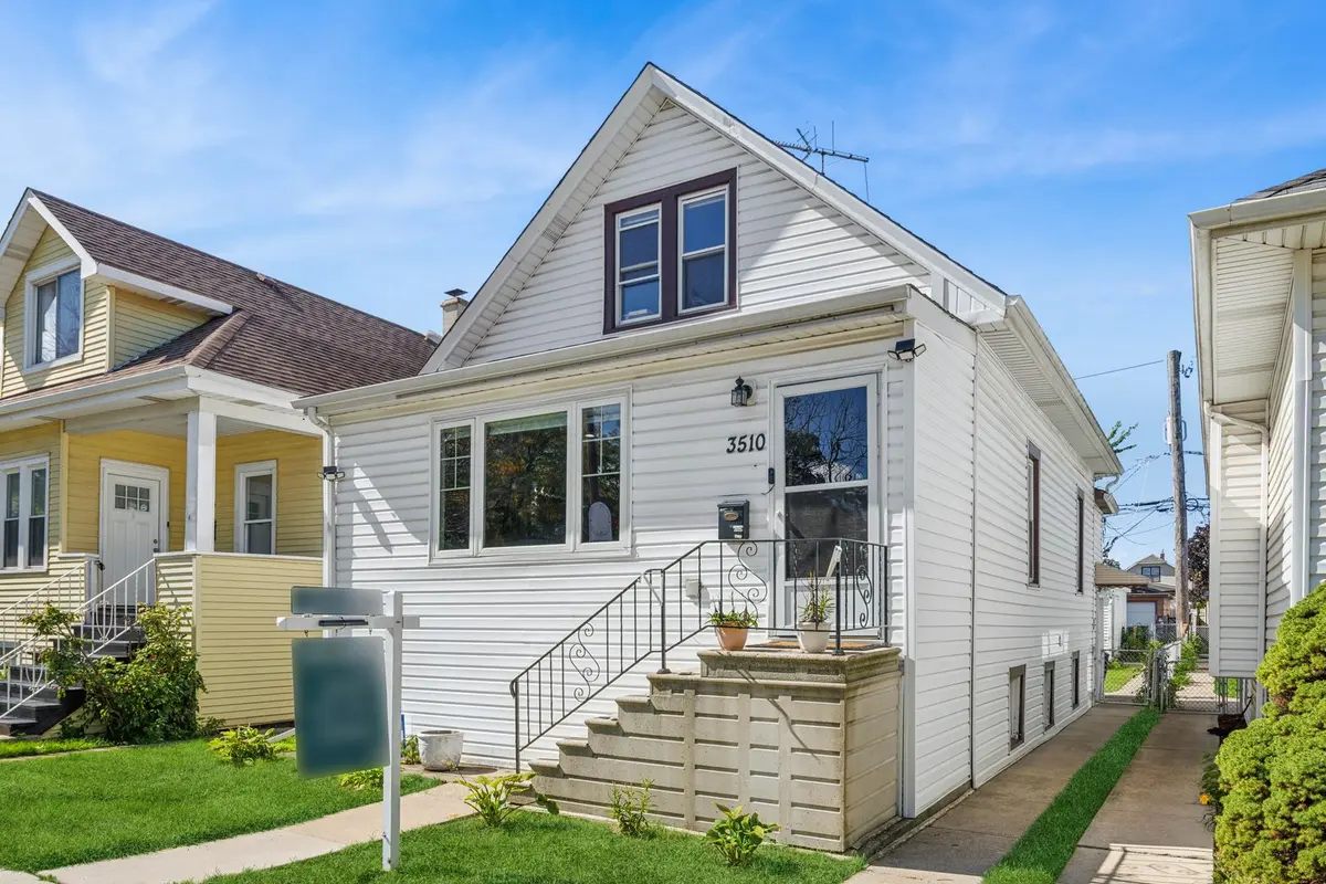 3510 N Narragansett Avenue