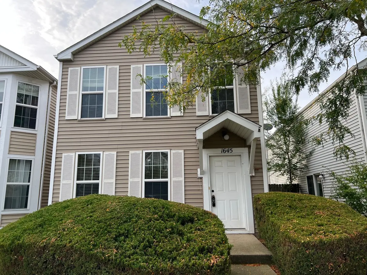 1645 Victoria Park Circle