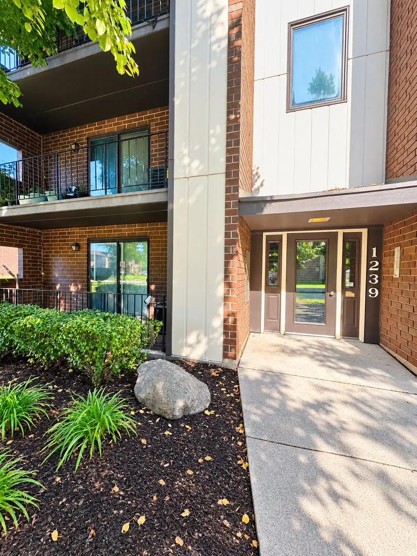 1239 Chalet Road