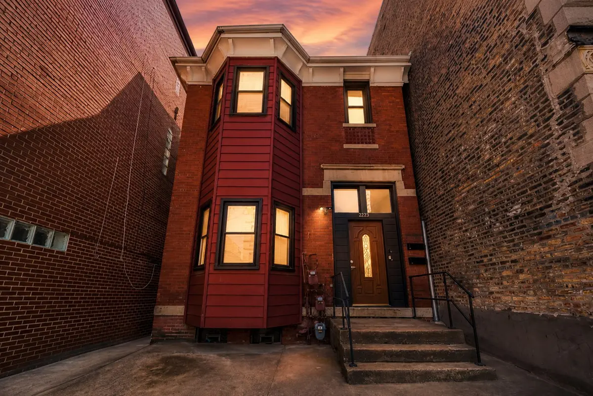 2223 W Taylor Street