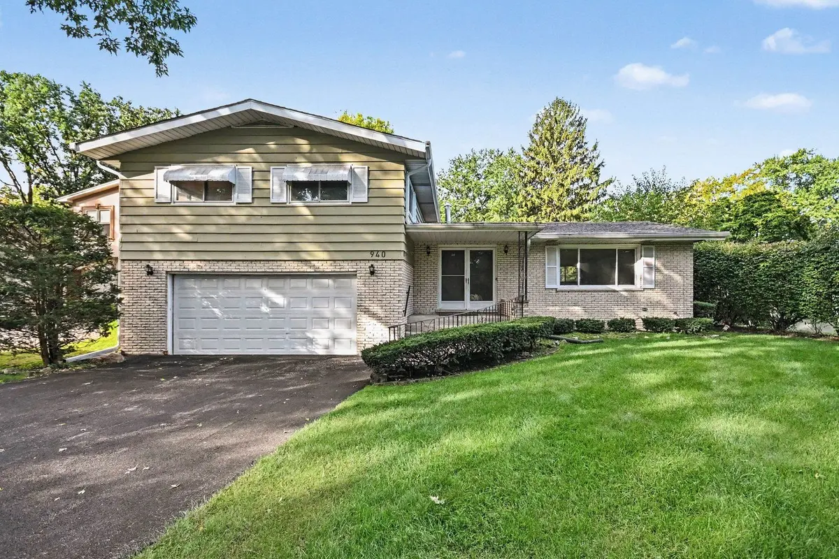 940 Ridgeland Avenue