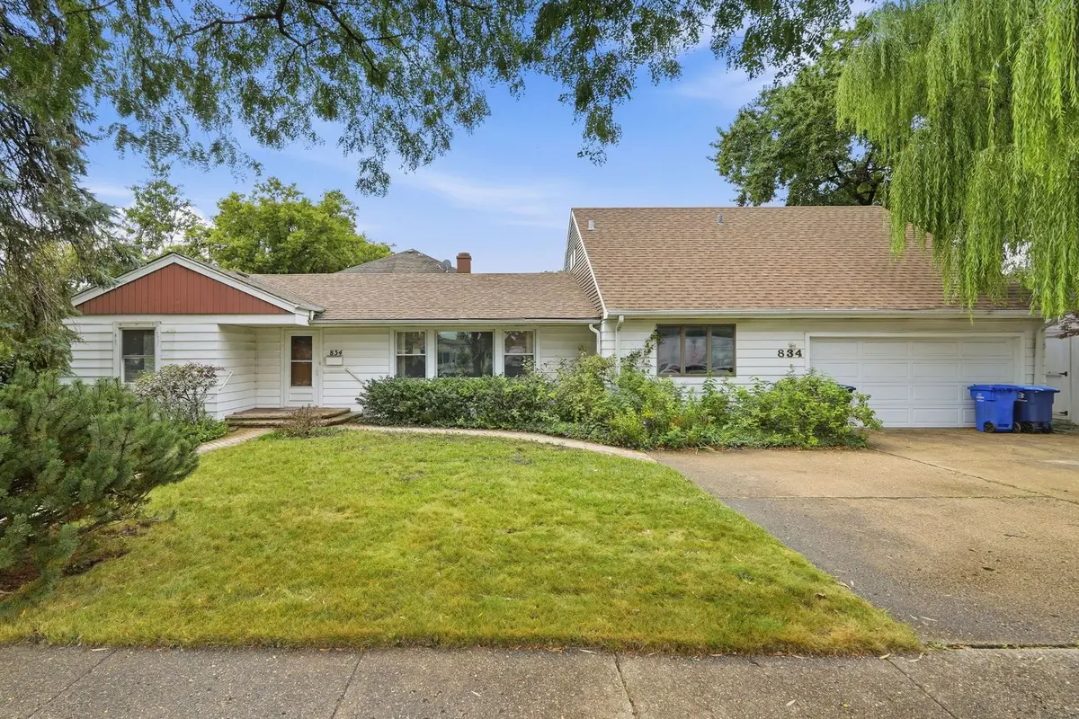 834 S Wolf Road