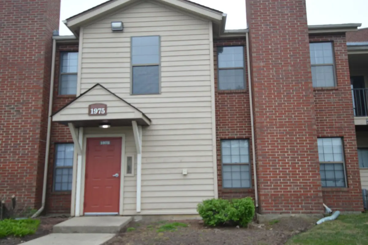2048 N Rand Road
