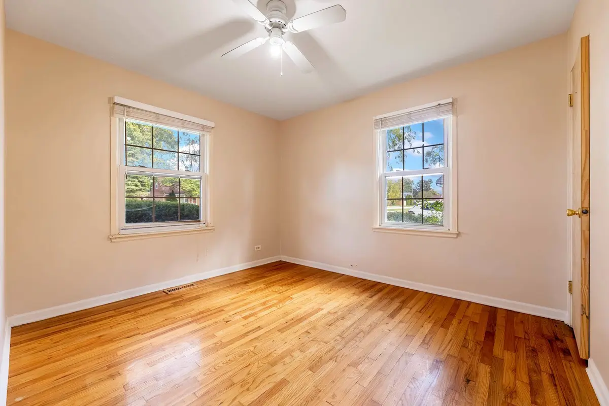 6439 W 81ST Place