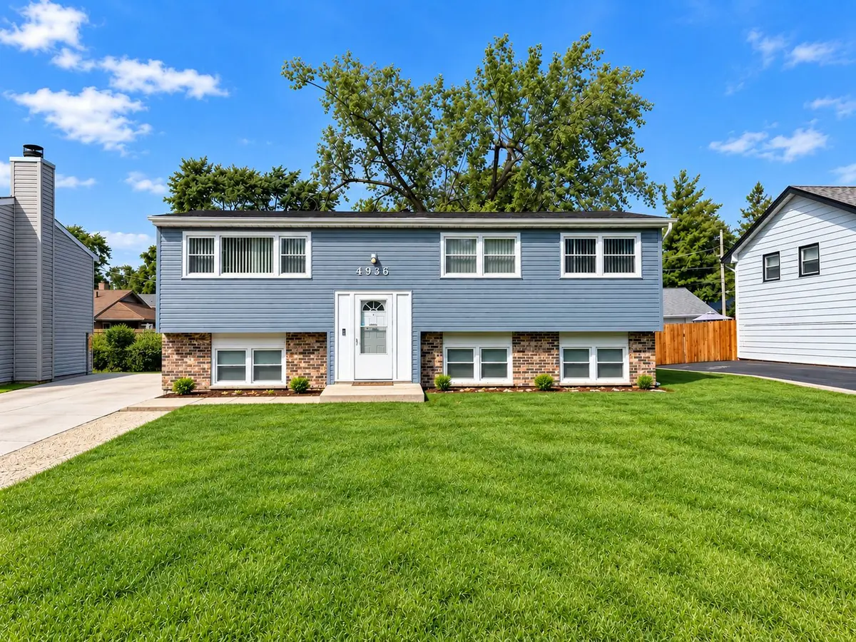 4936 153rd Street