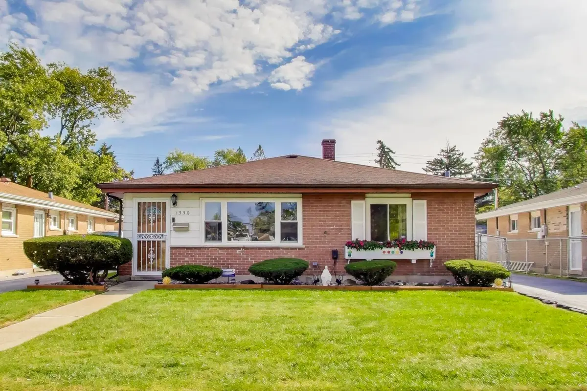 1339 Greenbay Avenue