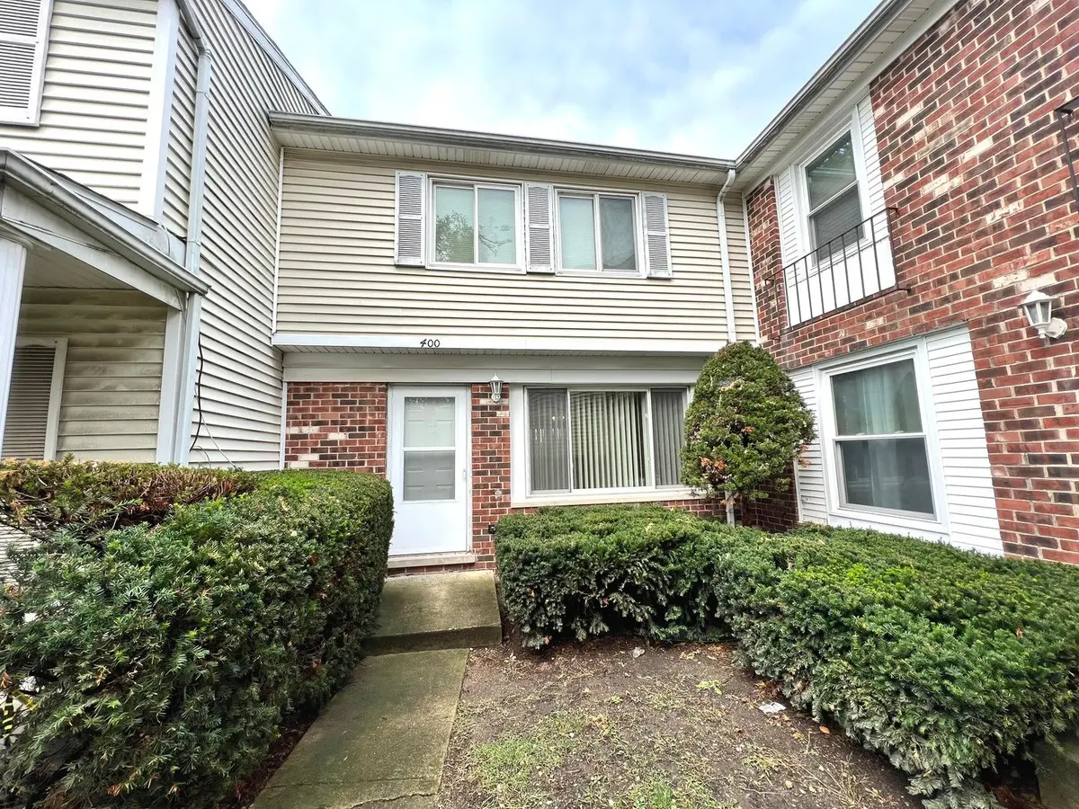 400 Wellington Lane