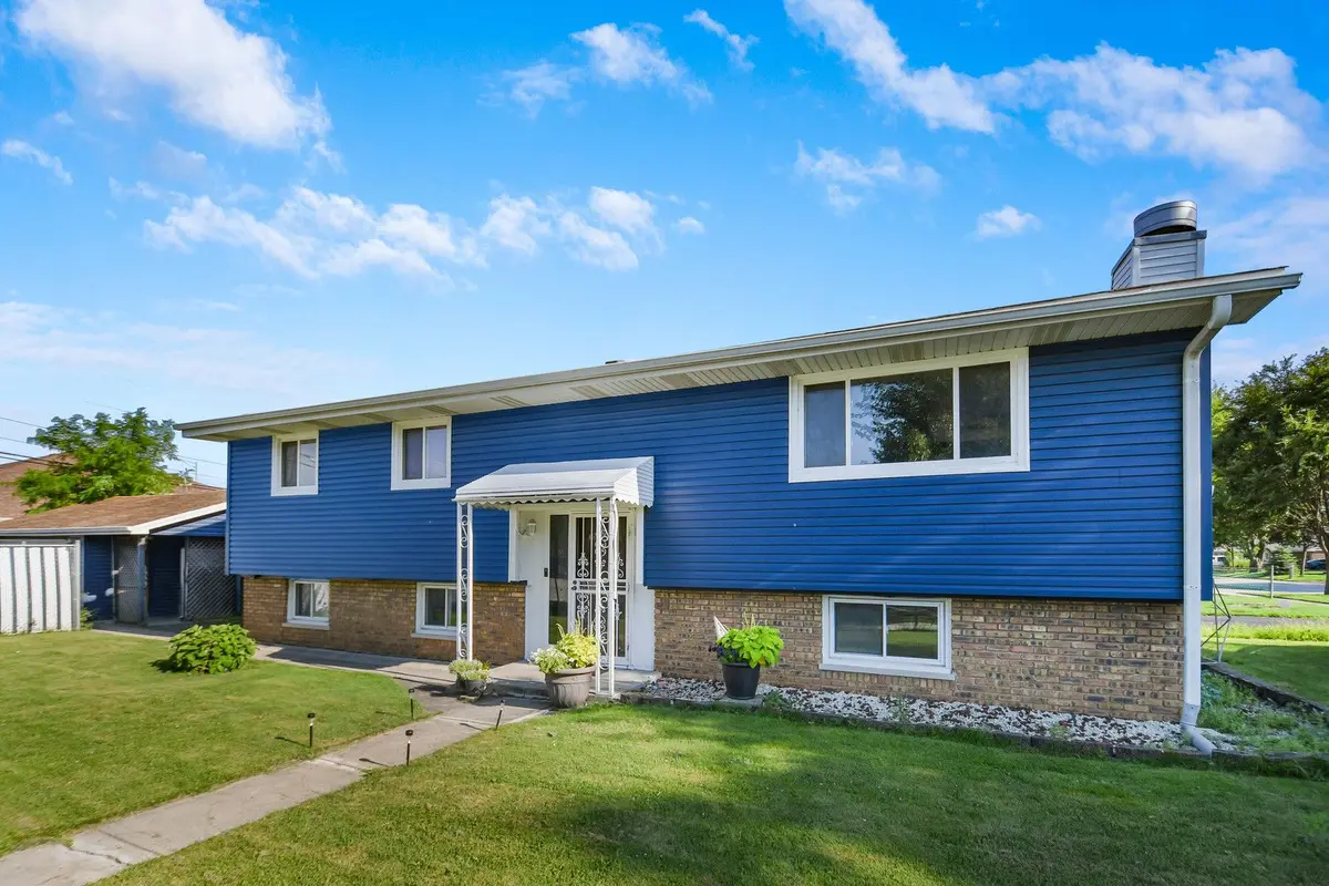 9401 S 80th Court