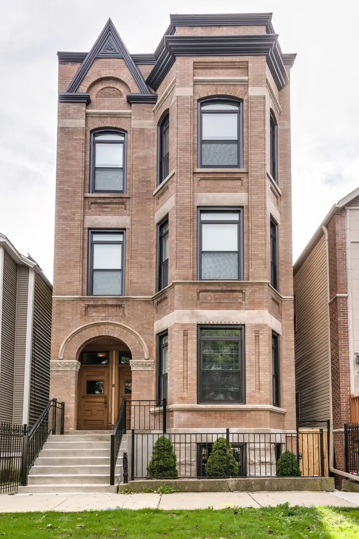 2441 W Cortland Street