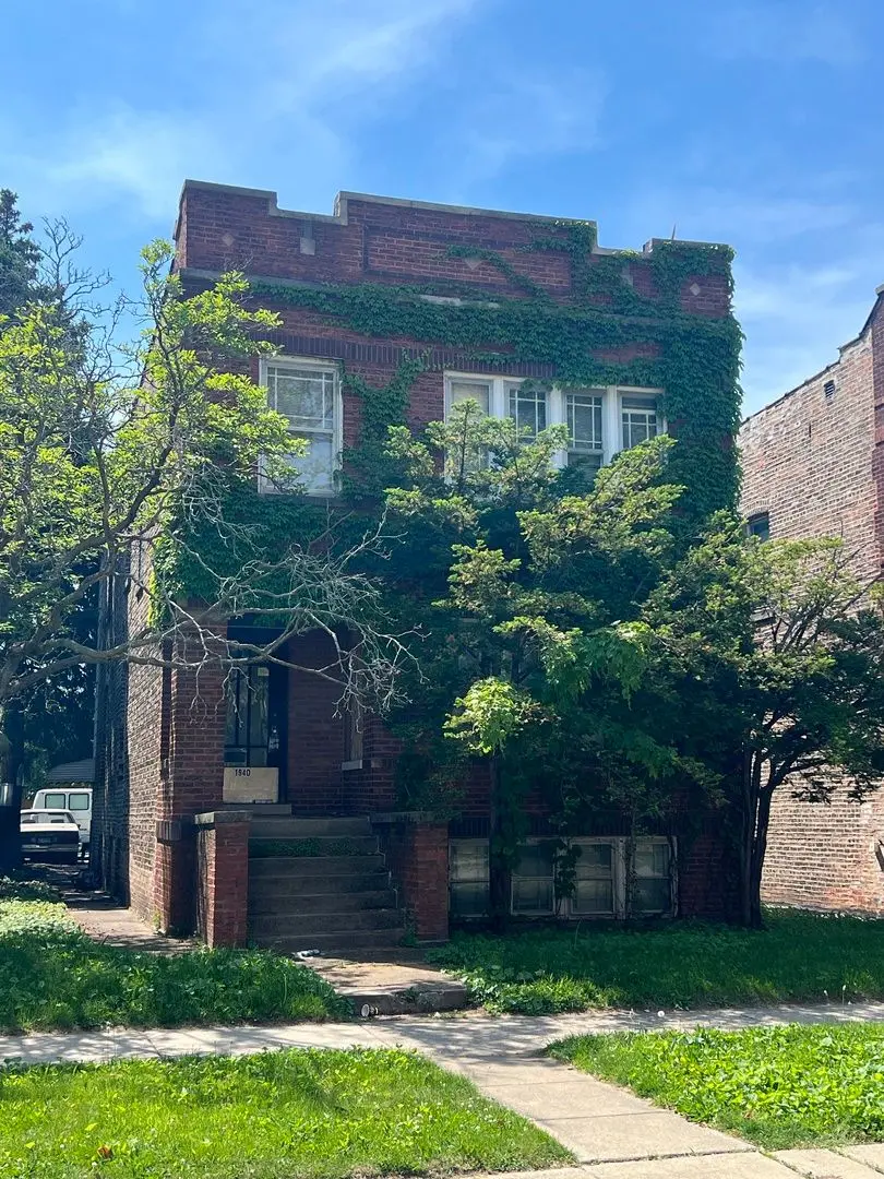 1940 Scoville Avenue