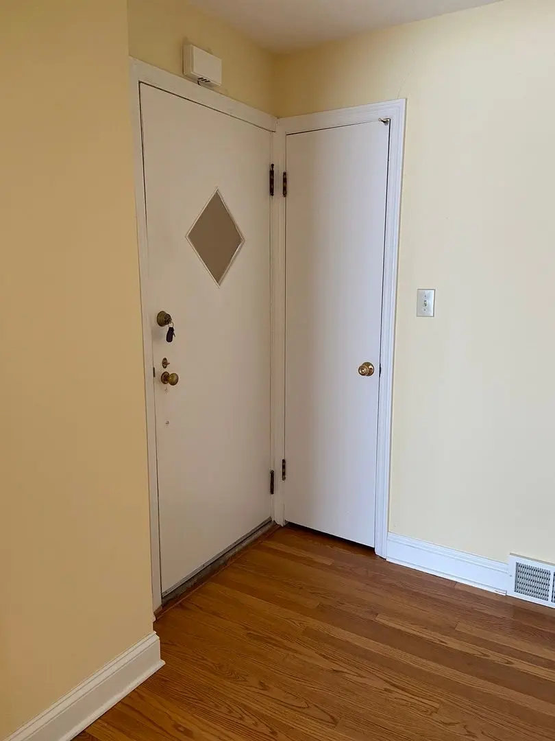 3333 W 102 Street