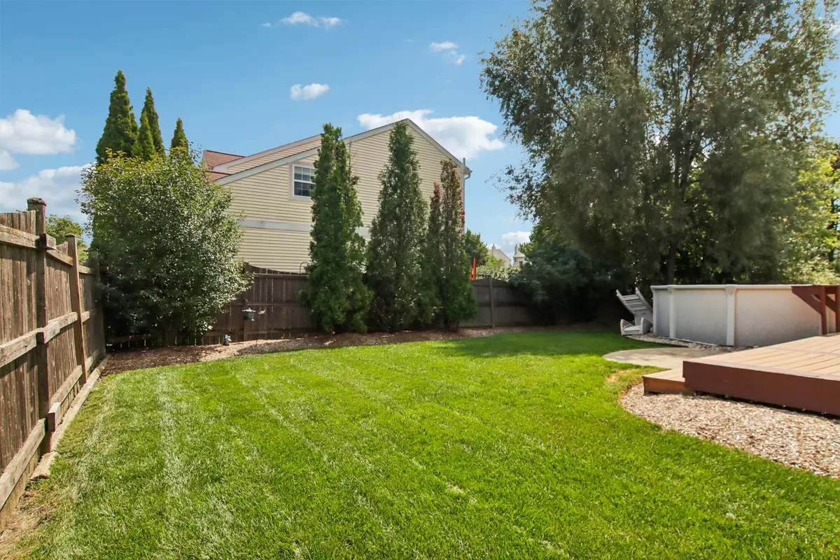 1999 Sparrow Circle
