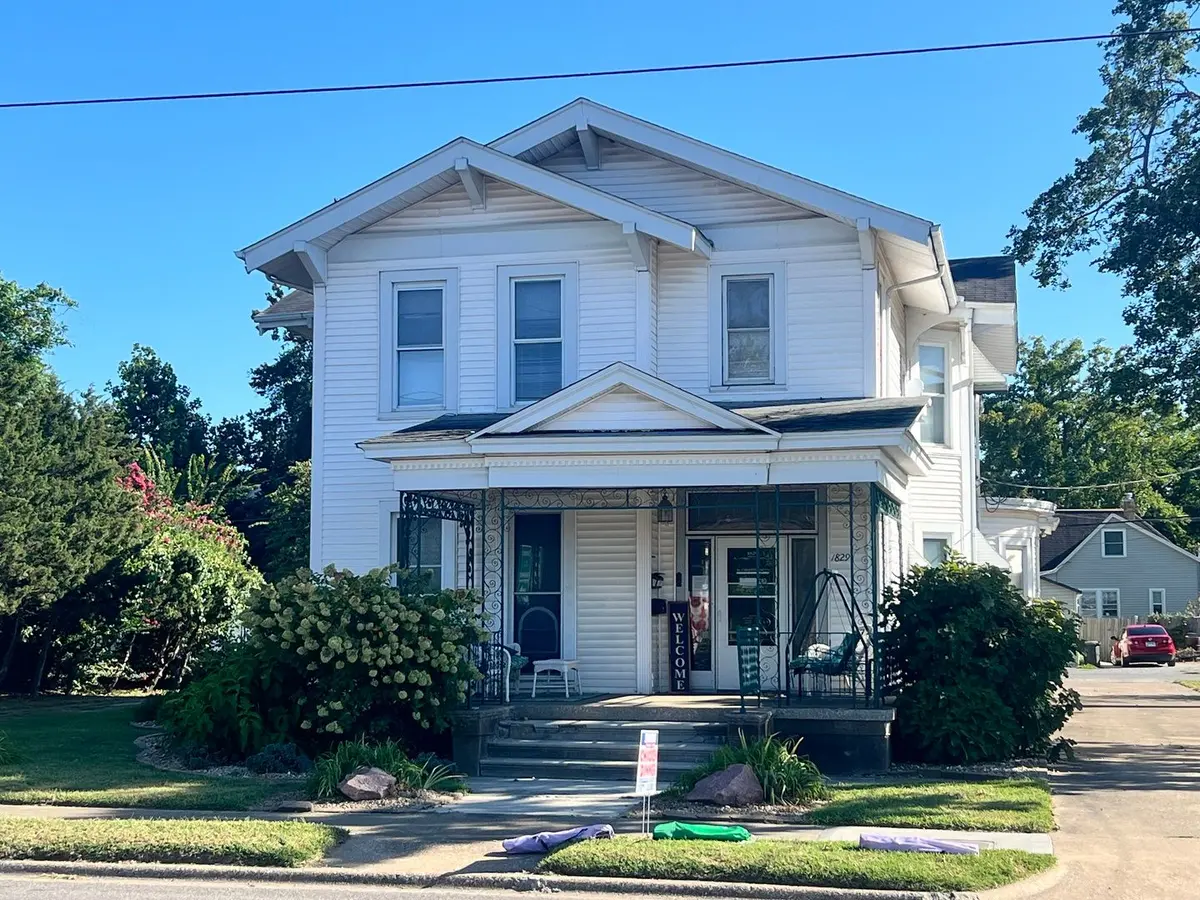 1829 Walnut Street