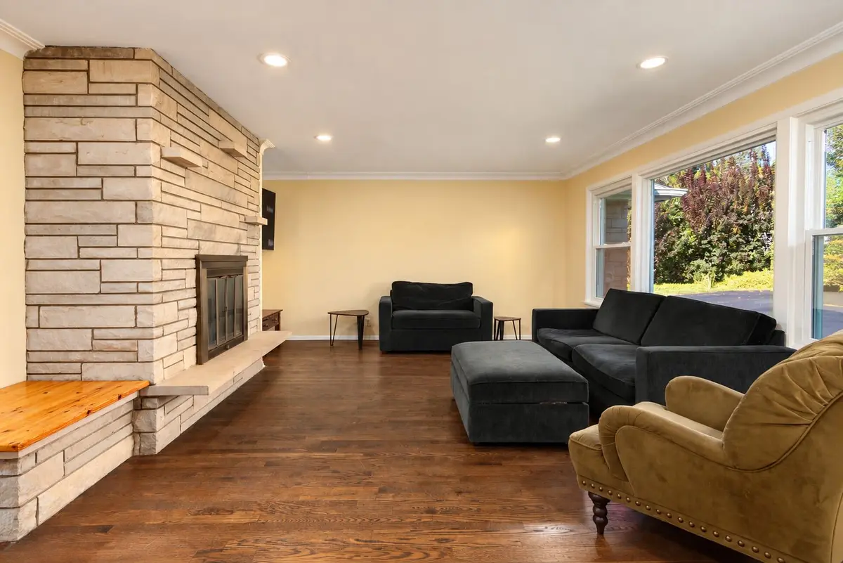 411 E Main Street