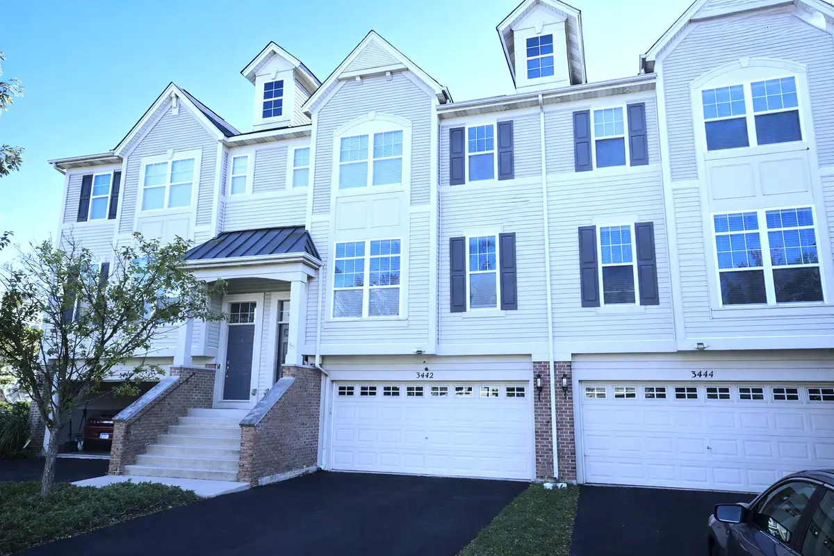 3442 Bradbury Circle