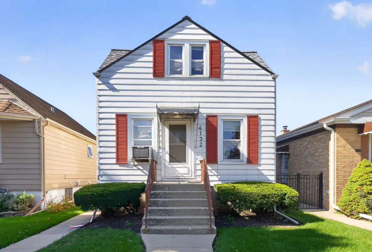 4132 N Osceola Avenue