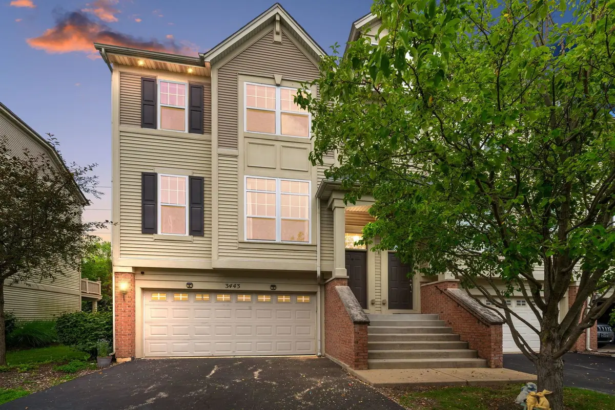 3443 BRADBURY Circle