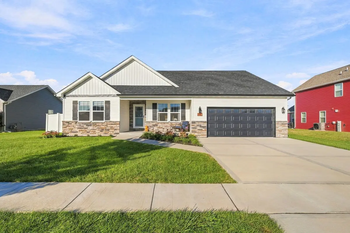 2264 Chestnut Lane