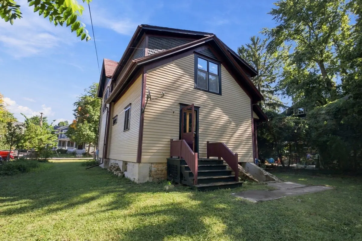21 S May Street
