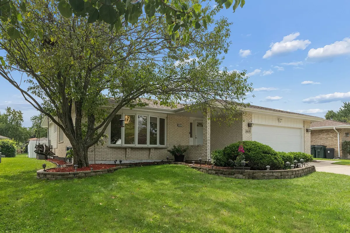 6619 Courtney Drive