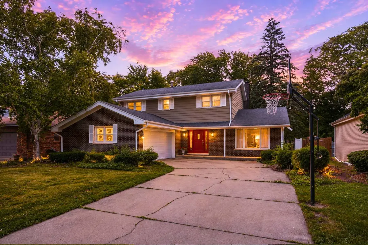 835 Maple Road