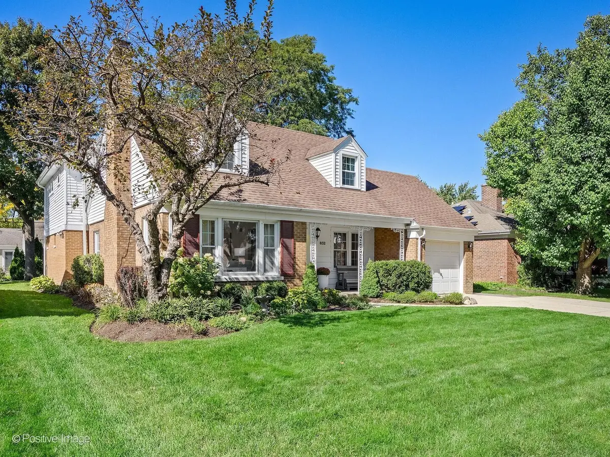 832 Sherwood Road